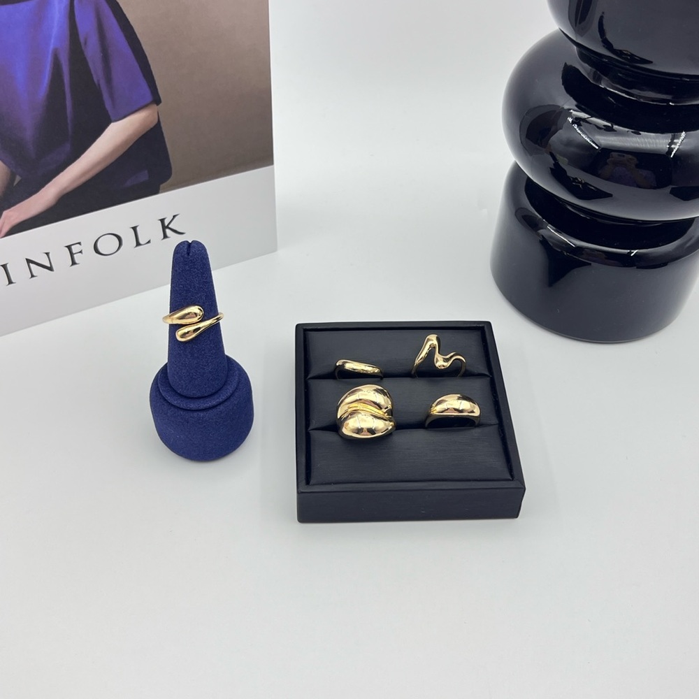 Elegant Gold Ring Set
